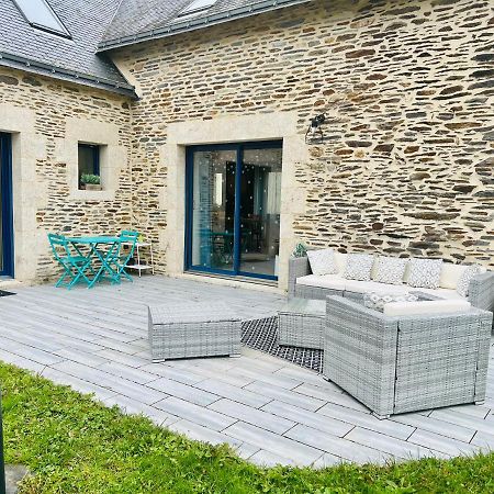 Au Petit Bonheur De Claire Et Jo Bed and Breakfast La Chapelle-Caro Exteriör bild